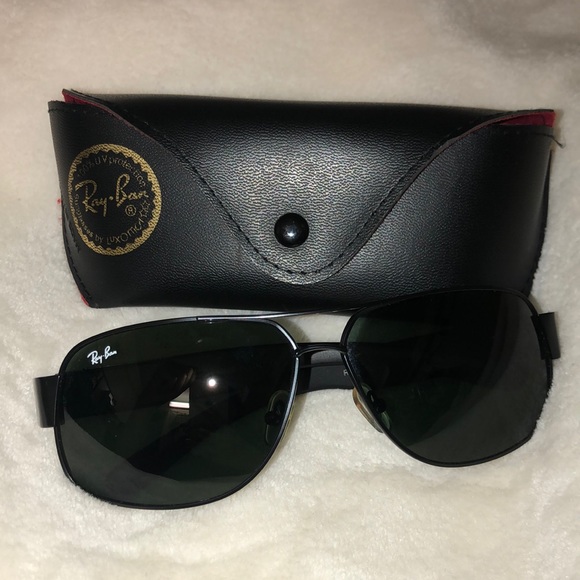 Ray-Ban Other - Ray-Ban Sunglasses